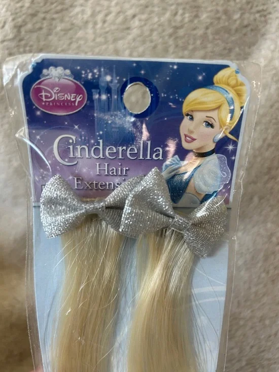 Cinderella Disney Clip-In Hair Blonde Extensions with Silver Bows-Brand New - Picture 4 of 7